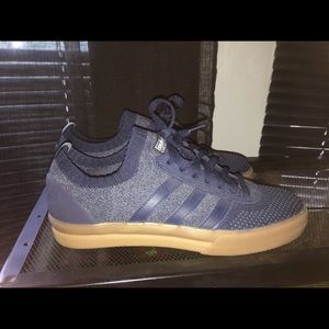 Adidas men’s sneakers